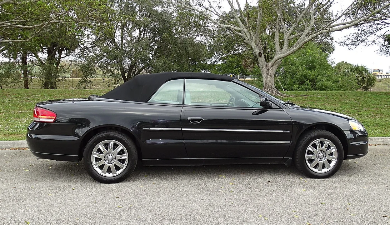 2005 Chrysler Sebring - Image 3 of 21