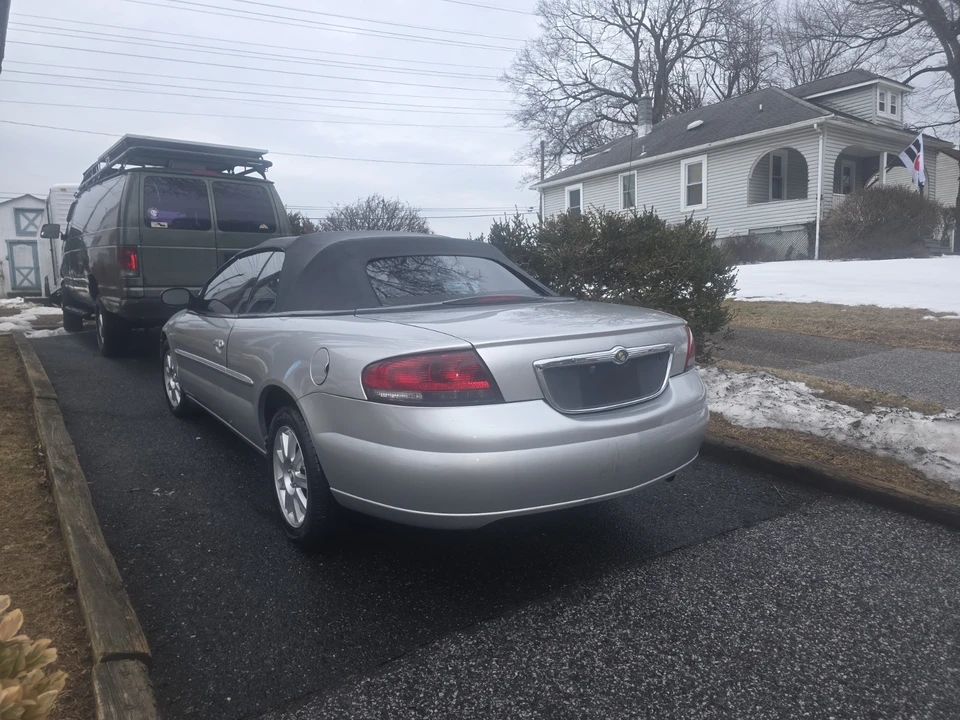2005 Chrysler Sebring - Image 3 of 5
