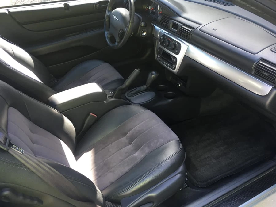 2005 Chrysler Sebring - Image 4 of 10