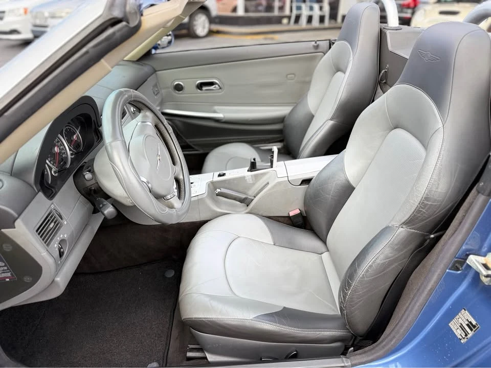 2005 Chrysler Crossfire - Image 8 of 18