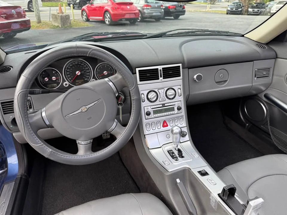 2005 Chrysler Crossfire - Image 9 of 18