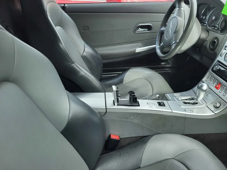 2005 Chrysler Crossfire - Image 4 of 5