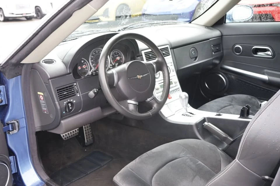 2005 Chrysler Crossfire - Image 10 of 16