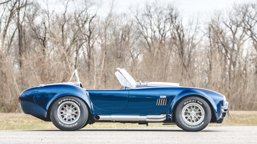 2005 Superformance - Image 8 of 12