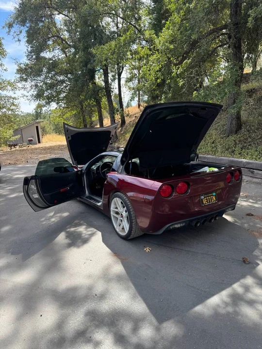 2005 Chevrolet Corvette C6 - Image 8 of 11