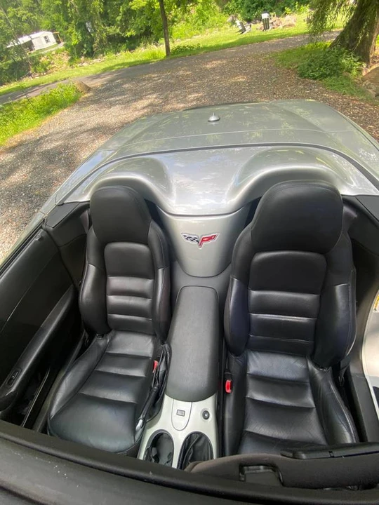 2005 Chevrolet Corvette C6 - Image 11 of 17