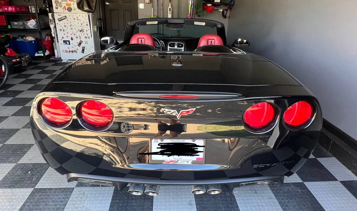 2005 Chevrolet Corvette C6 - Image 2 of 5