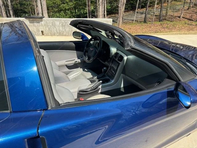 2005 Chevrolet Corvette C6 - Image 2 of 10