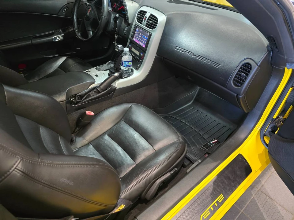 2005 Chevrolet Corvette C6 - Image 10 of 23