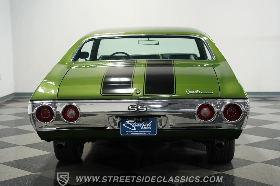 2005 Chevrolet Chevelle - Image 10 of 21