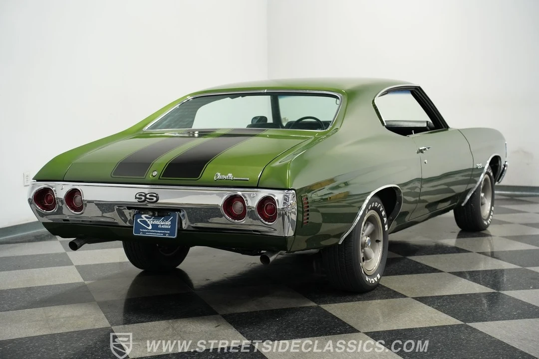 2005 Chevrolet Chevelle - Image 11 of 21