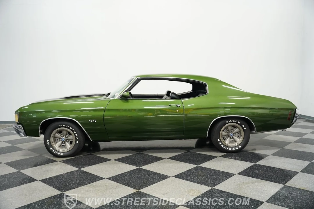 2005 Chevrolet Chevelle - Image 2 of 21