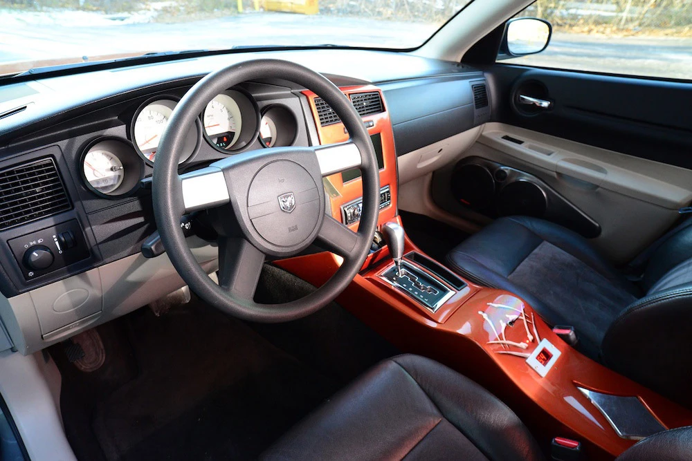 2005 Dodge Magnum 2nd Gen Wagon - Image 4 of 5