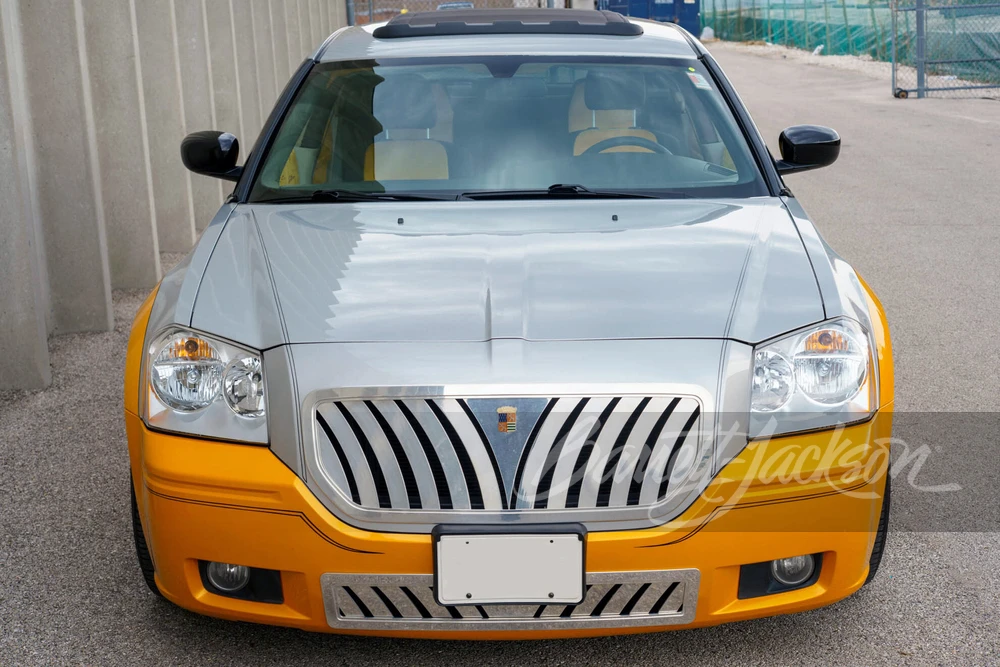 2005 Dodge Magnum 2nd Gen Wagon - Image 12 of 14