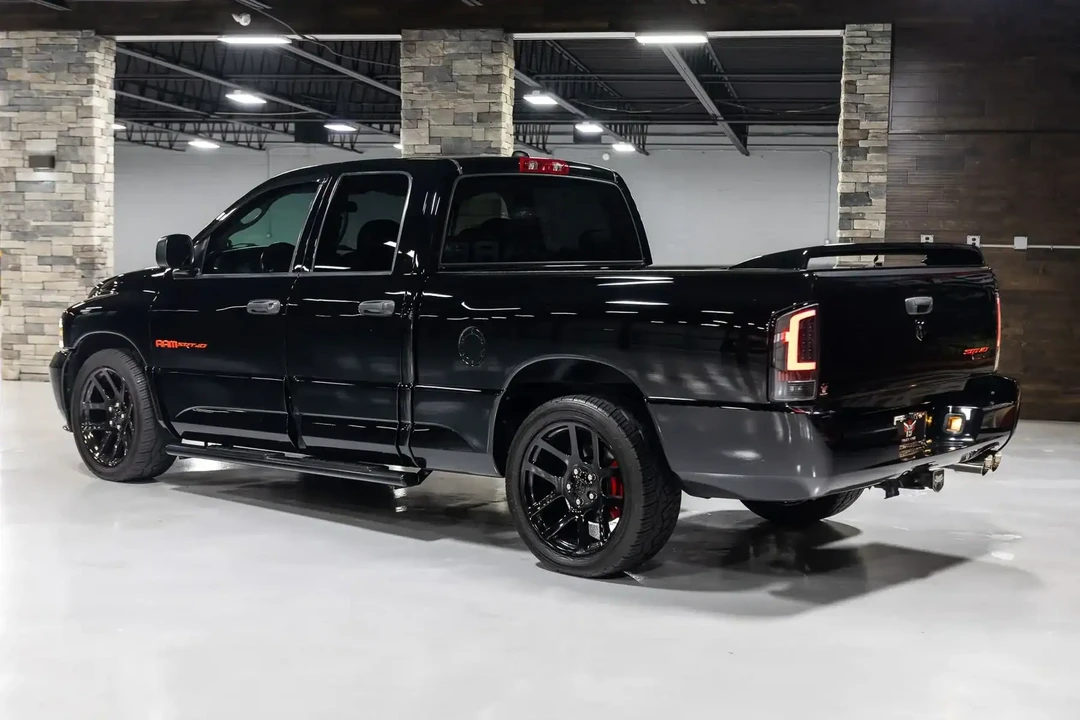2005 Dodge Ram SRT-10 3rd Gen - Image 21 of 31