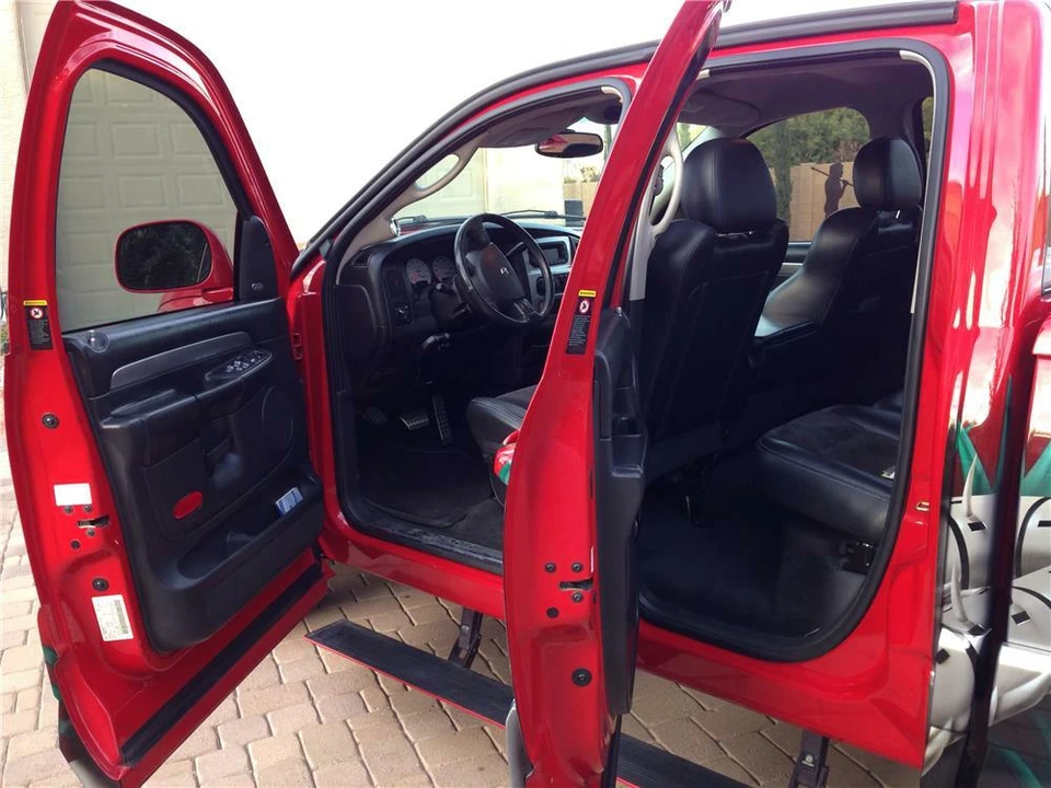 2005 Dodge Ram SRT-10 3rd Gen - Image 3 of 4
