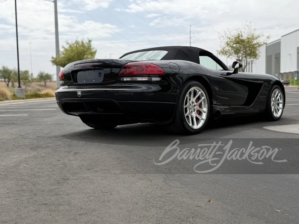 2005 Dodge Viper 3rd Gen - Image 15 of 23