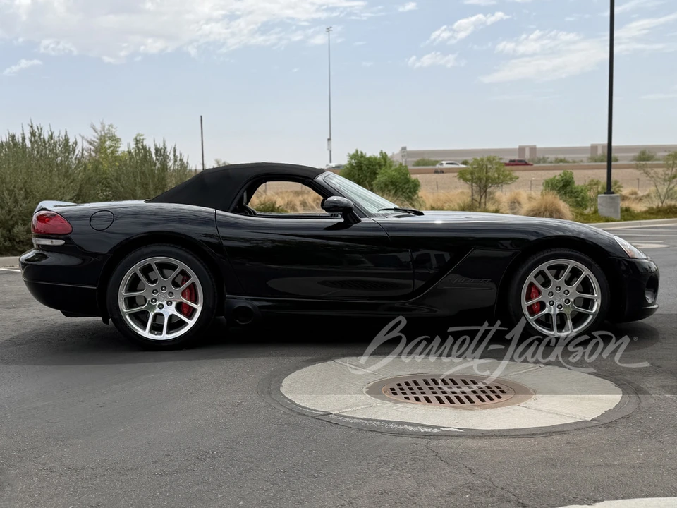 2005 Dodge Viper 3rd Gen - Image 17 of 23
