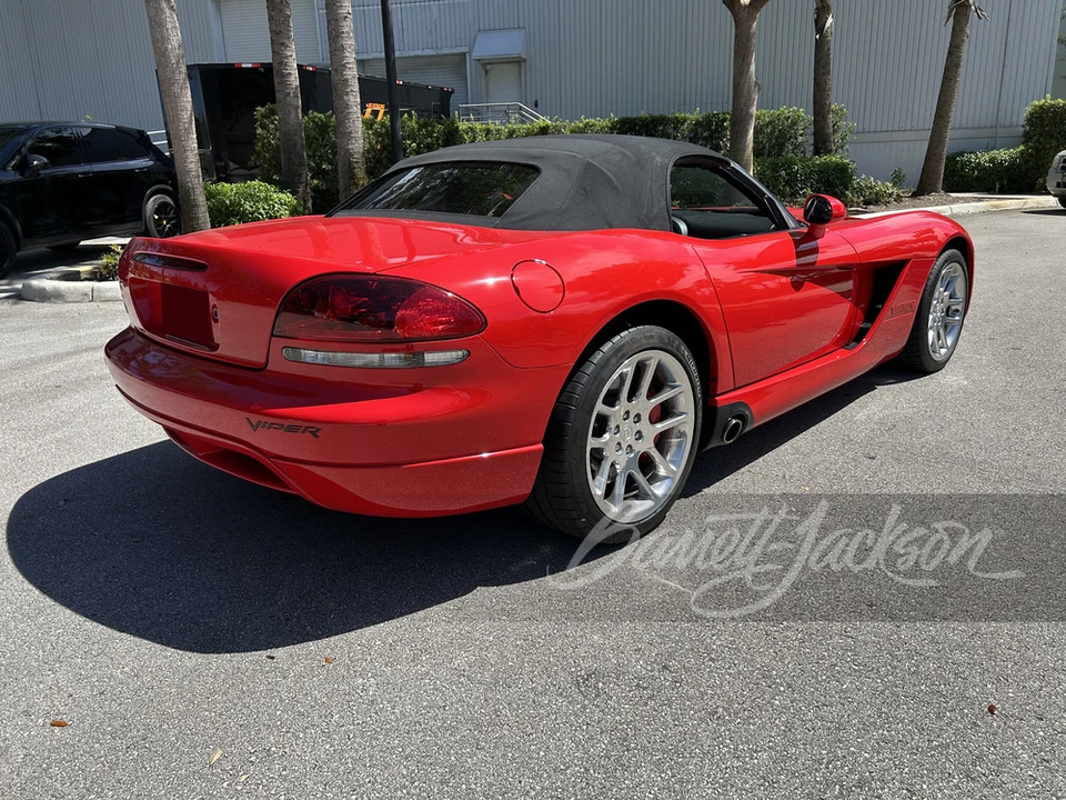 2005 Dodge Viper 3rd Gen - Image 2 of 6