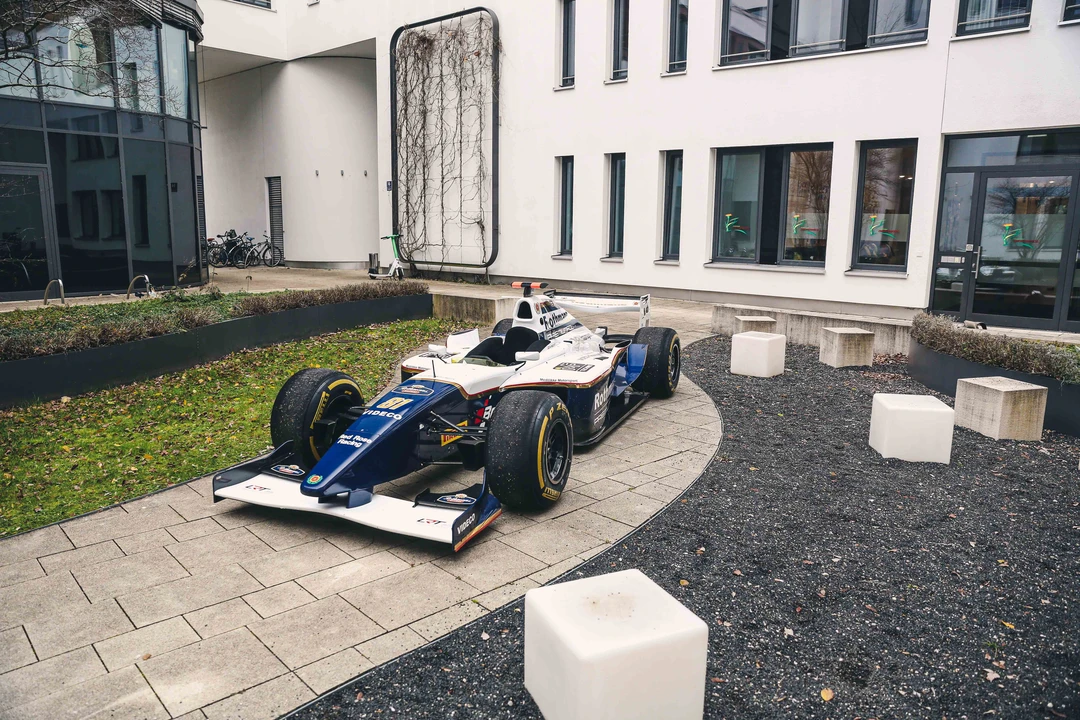2005 Dallara - Image 17 of 31
