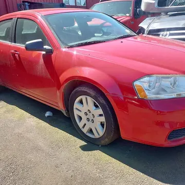 2005 Dodge Avenger SE Sedan 4D