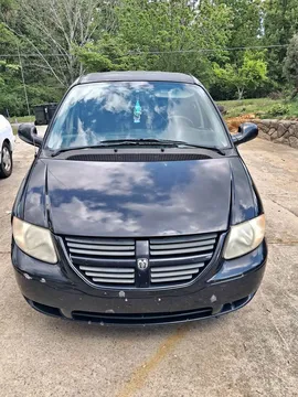 2005 Dodge Caravan SE Minivan 4D