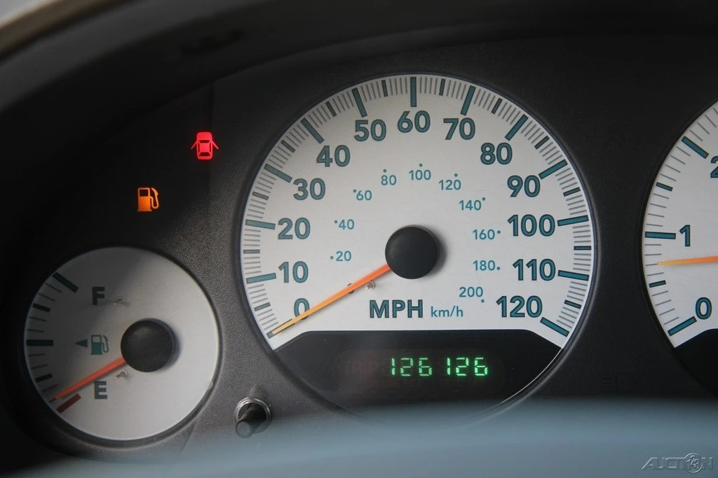 2005 Dodge Caravan - Image 15 of 21