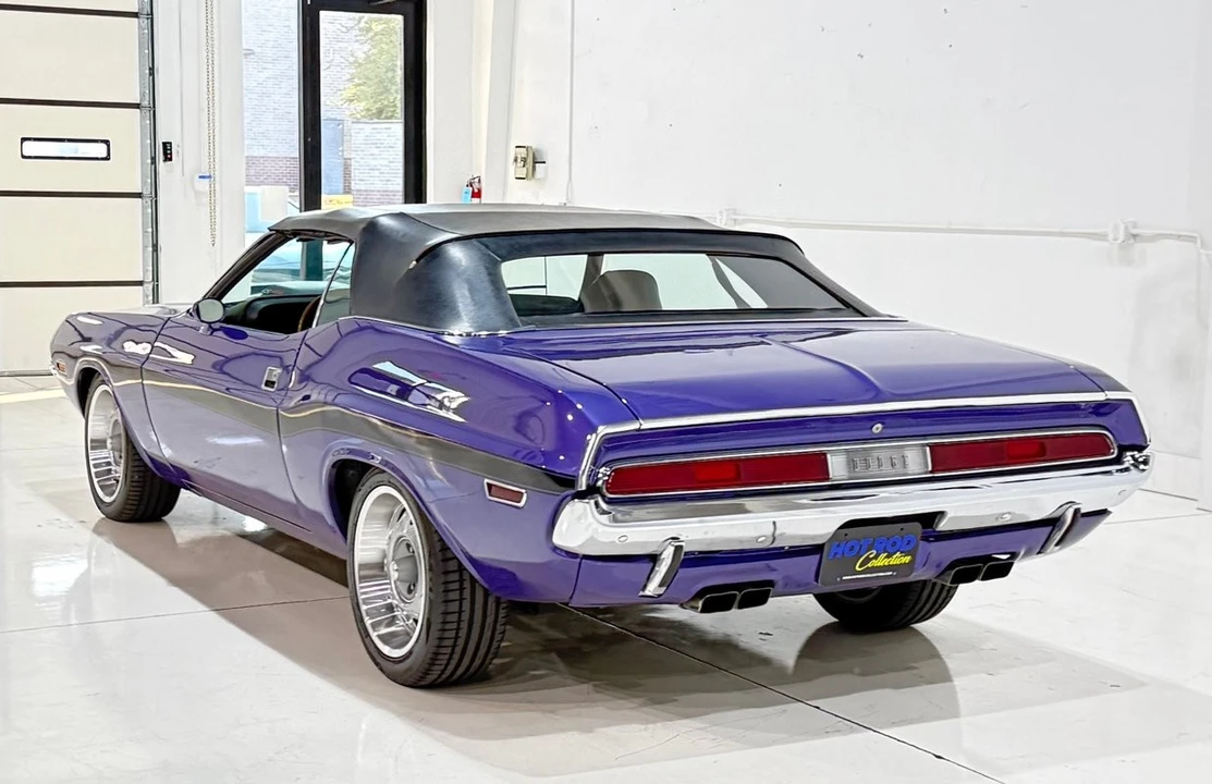 2005 Dodge Challenger - Image 6 of 8