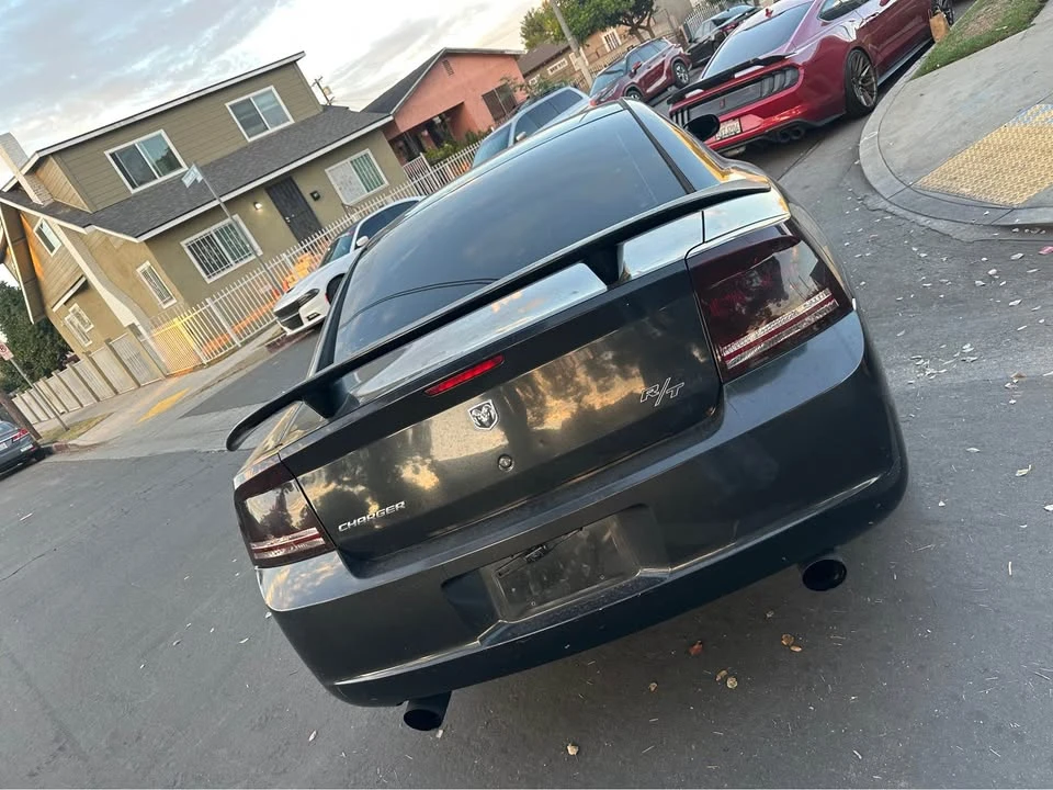 2005 Dodge Charger - Image 3 of 10