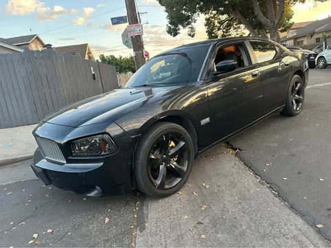 2005 Dodge Charger · R/T Sedan 4D