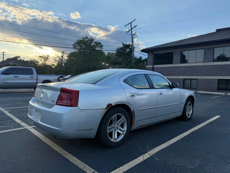 2005 Dodge Charger - Image 6 of 12