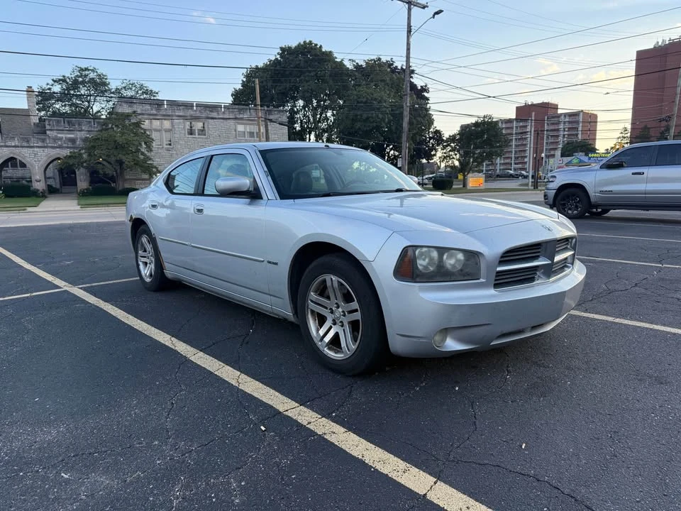 2005 Dodge Charger - Image 2 of 12