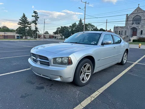 2005 Dodge Charger R/T Sedan 4D