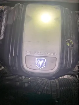 2005 Dodge Charger SRT8 Engine