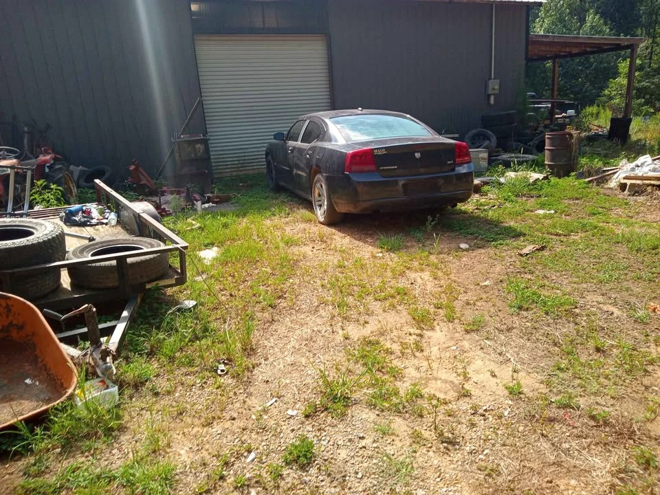 2005 Dodge Charger - Image 2 of 4