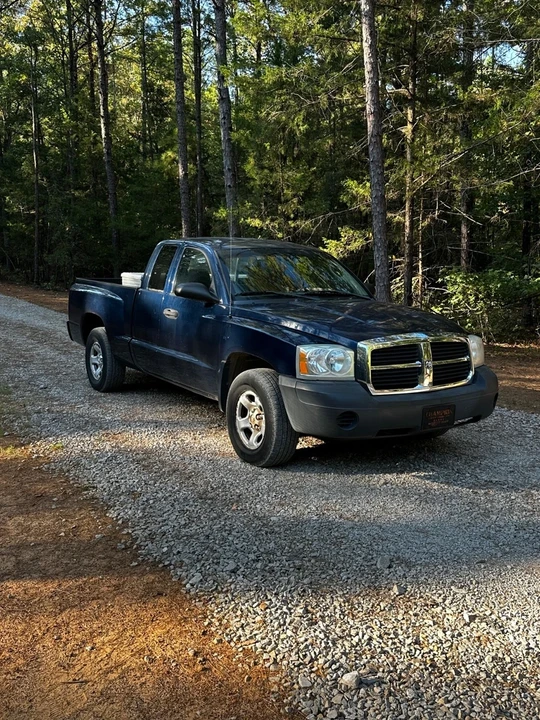 2005 Dodge Dakota 3rd Gen - Image 2 of 14