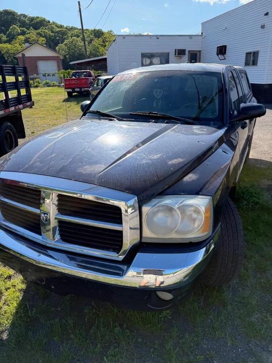 2005 Dodge Dakota 3rd Gen - Image 2 of 21