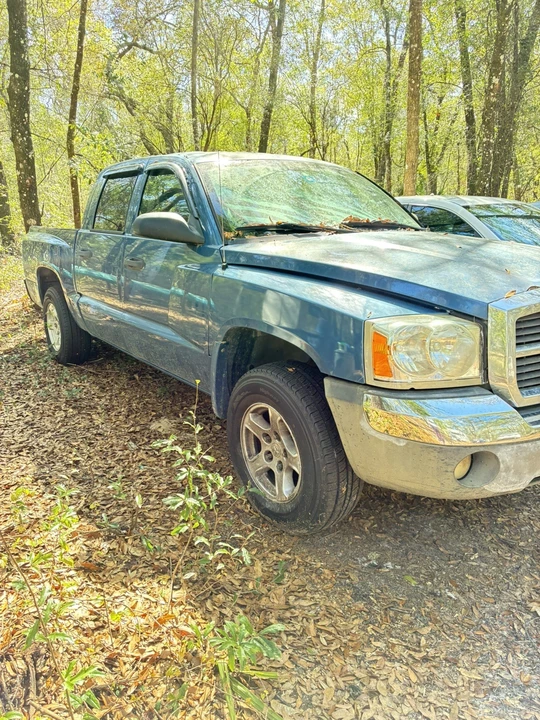 2005 Dodge Dakota 3rd Gen - Image 5 of 10