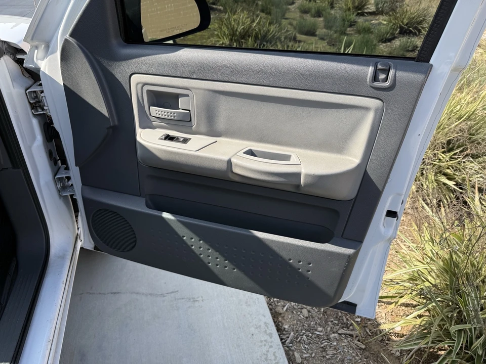 2005 Dodge Dakota 3rd Gen - Image 17 of 21