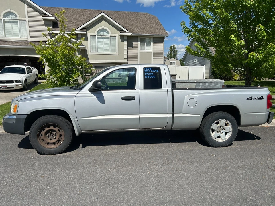 2005 Dodge Dakota 3rd Gen - Image 4 of 11