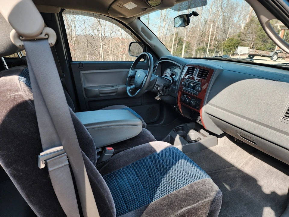 2005 Dodge Dakota 3rd Gen - Image 15 of 18