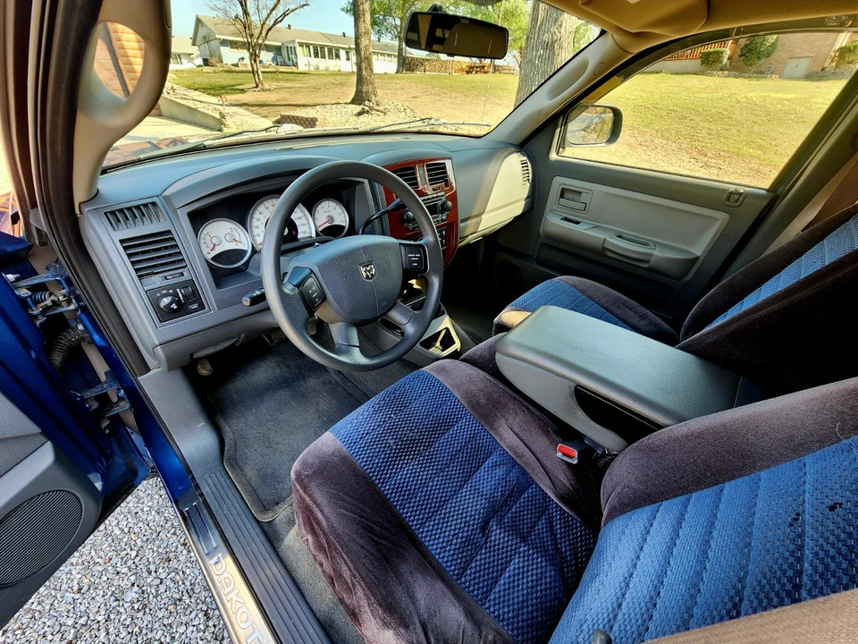 2005 Dodge Dakota 3rd Gen - Image 13 of 18