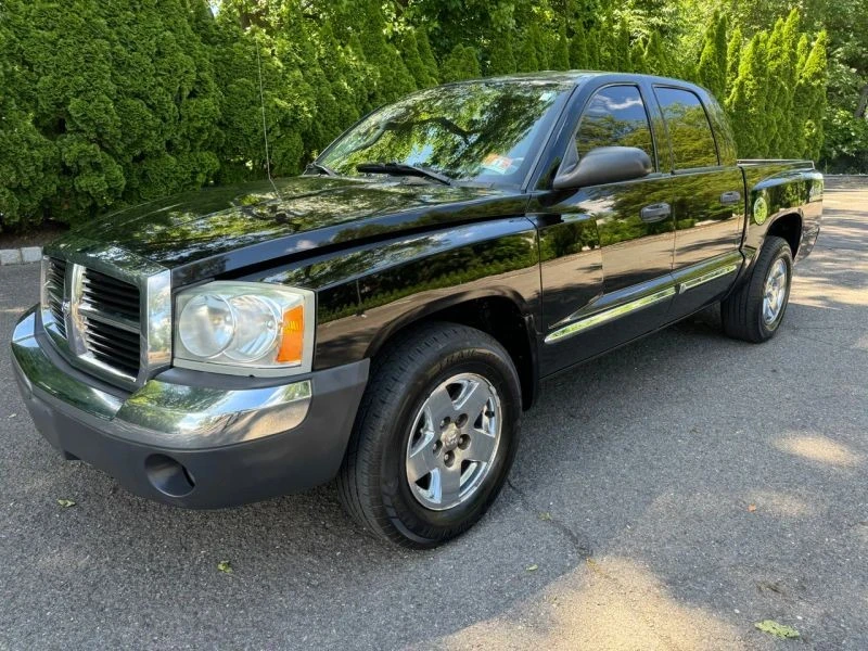 2005 Dodge Dakota 3rd Gen - Image 3 of 12