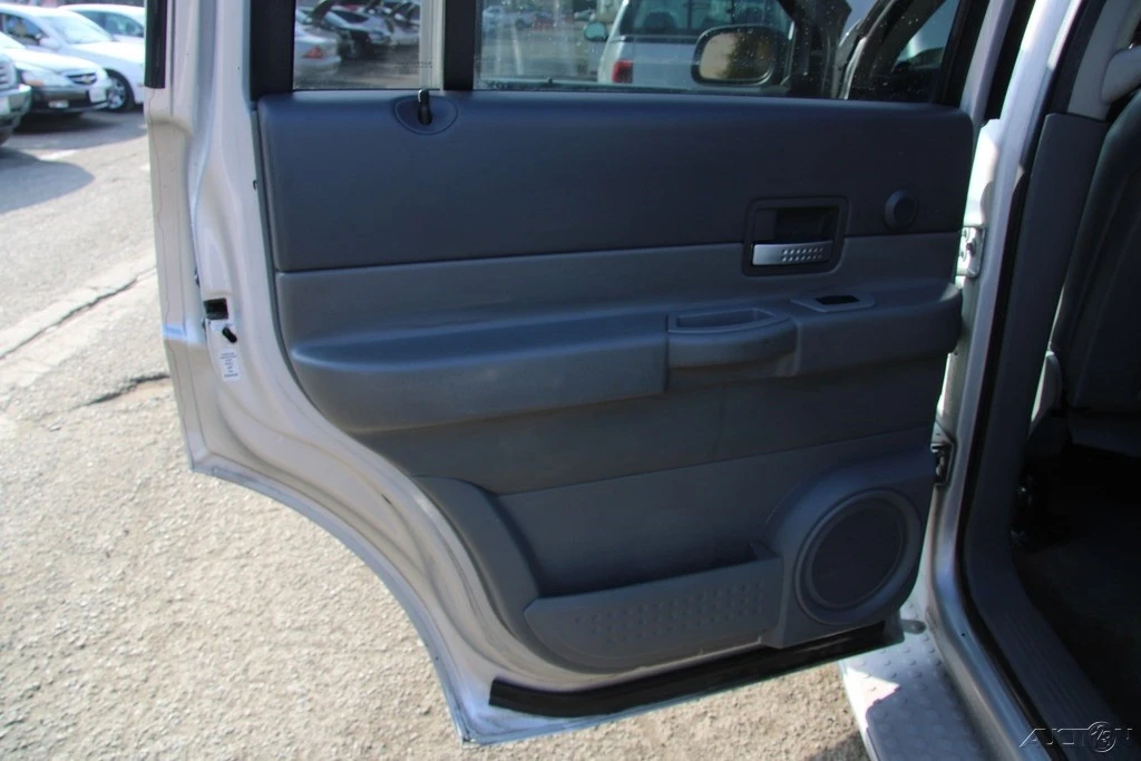 2005 Dodge Durango 2nd Gen - Image 17 of 21