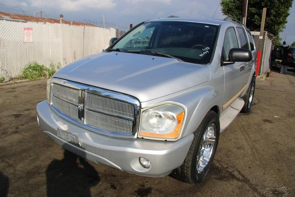 2005 Dodge Durango 2nd Gen - Image 2 of 21