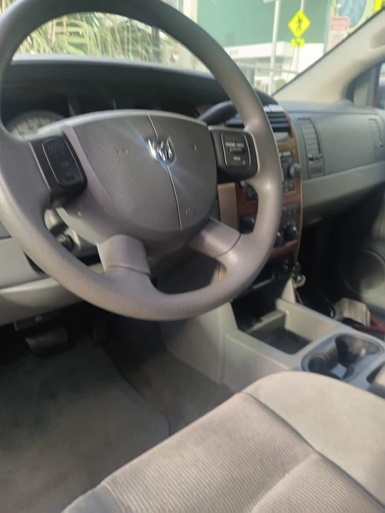 2005 Dodge Durango 2nd Gen - Image 27 of 31