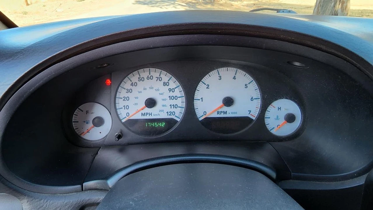 2005 Dodge Caravan - Image 21 of 21
