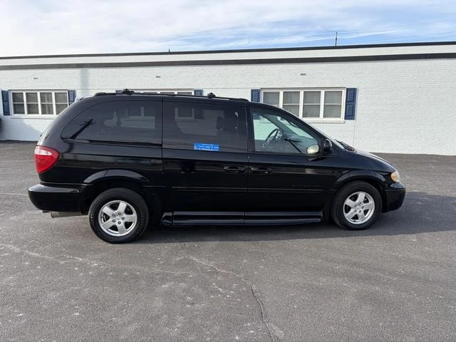 2005 Dodge Caravan - Image 6 of 21