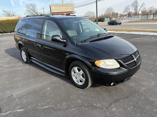 2005 Dodge Caravan - Image 5 of 12