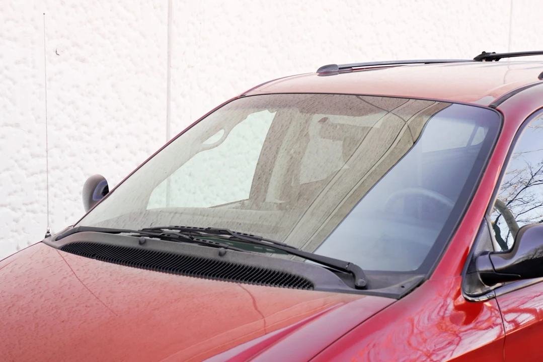 2005 Dodge Caravan - Image 16 of 31